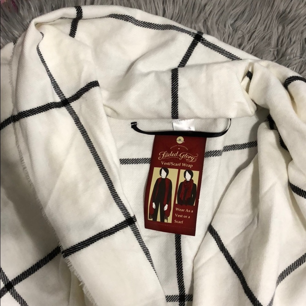 Faded Glory Vest/Scarf